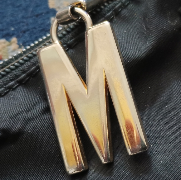 💋 Vintage Moschino Redwall 1990s Crossbody Bag - Picture 15 of 16